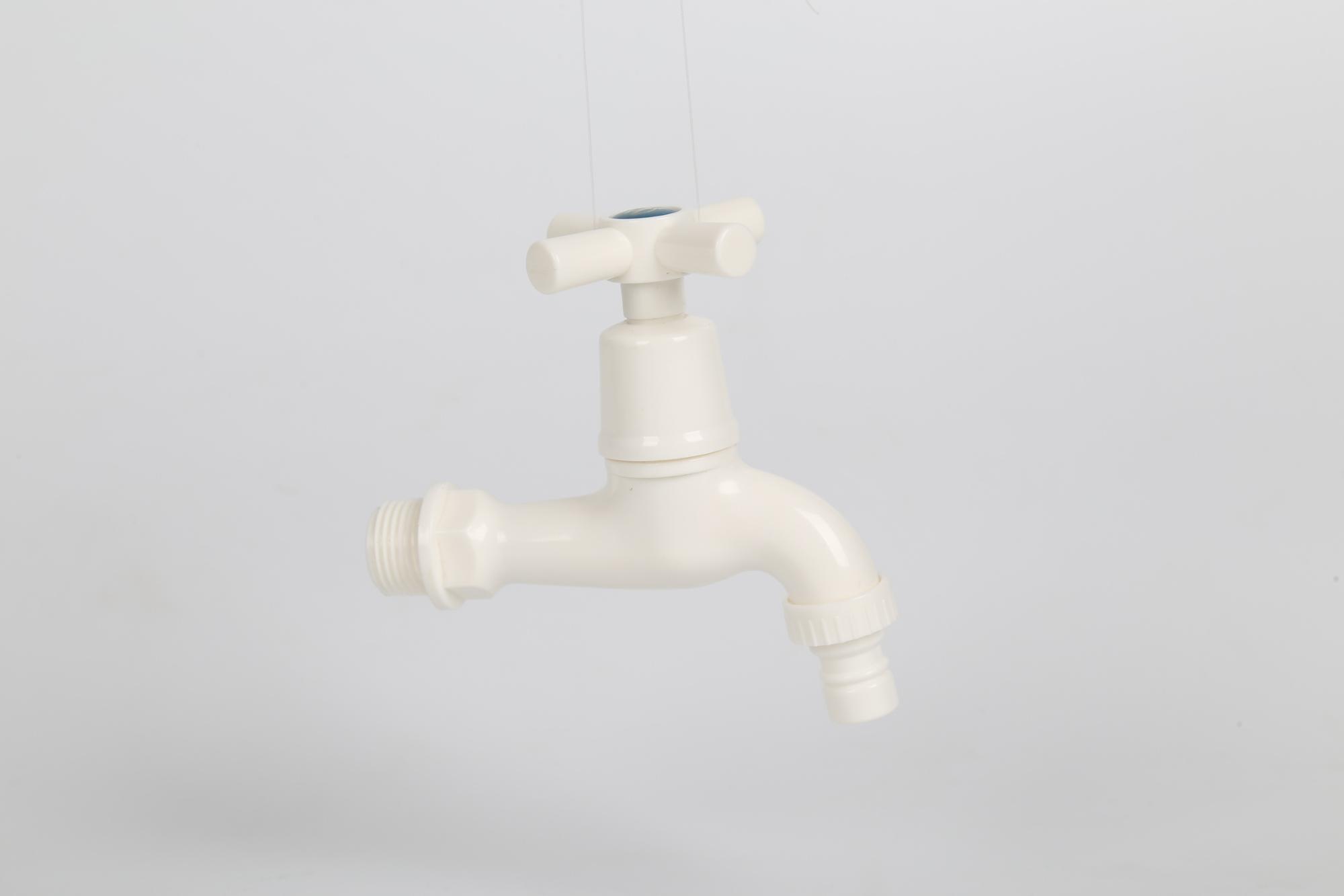 Cheaper Plastic Water Tap with 1/2"